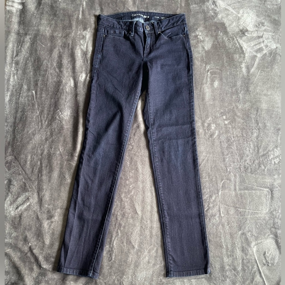 Calvin Klein Womens Dark Wash Blue Jeans Ultimate Skinny Leg Mid Rise Size 2x30